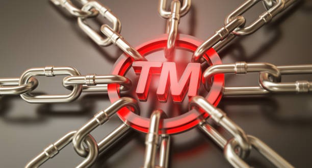 Infographic comparing Section 9 and Section 11 trademark objections in India